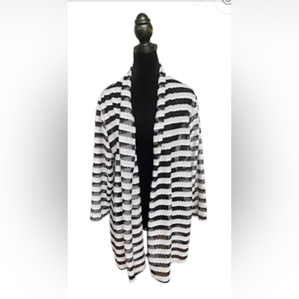 Notations: Black and White Open Front Cardigan